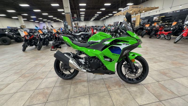 New 2026 Kawasaki NINJA 500 SE ABS Image 2