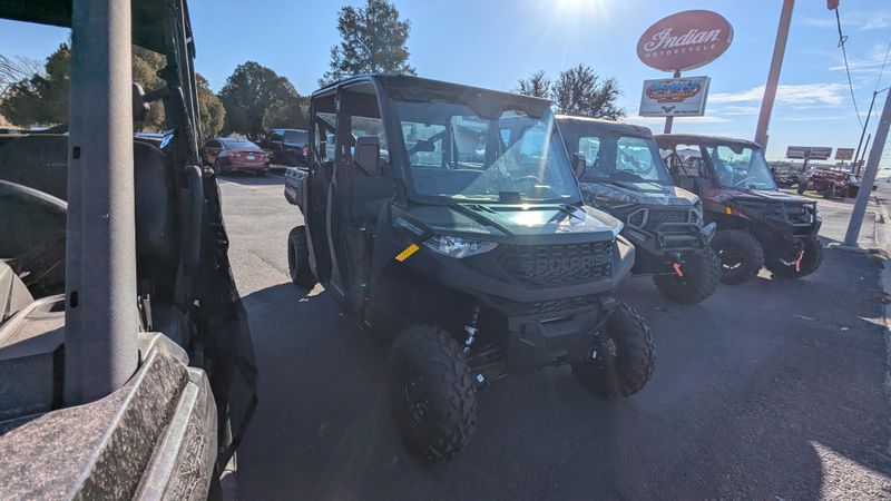 2025 Polaris RANGER CREW 1000 SAGE GREENImage 1