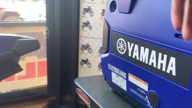 2022 Yamaha EF2200ISZ  in a TEAM YAMAHA BLUE exterior color. Del Amo Motorsports of Long Beach (562) 362-3160 delamomotorsports.com 