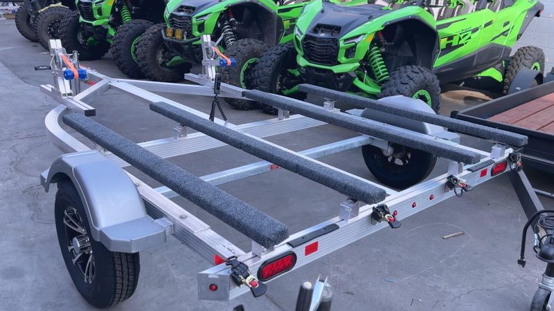 New 2026 Triton ELITE WCII PWC TRAILER W&sol; ALUMINUM WHEELS AND SPARE 13 TIRE Image 2