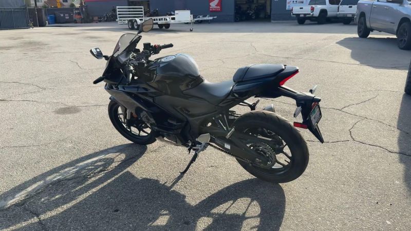 Used 2026 Yamaha YZF-R3 ABS CA Image 6