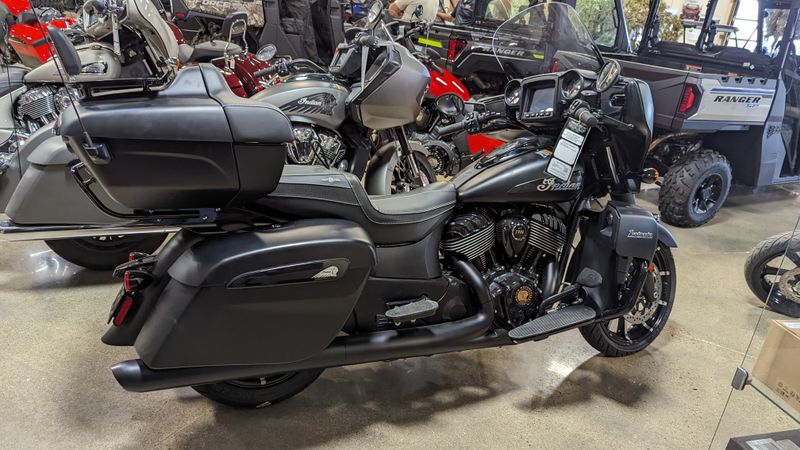 2023 INDIAN MOTORCYCLE ROADMASTER DARK HORSE BLACK SMOKE 49ST in a BLACK exterior color. Family PowerSports (877) 886-1997 familypowersports.com 
