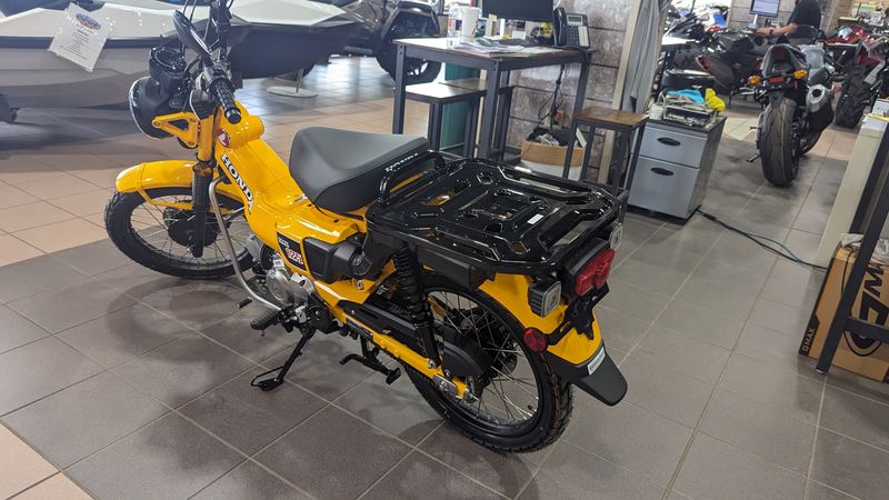 2024 Honda TRAIL 125 TURMERIC YELLOWImage 5