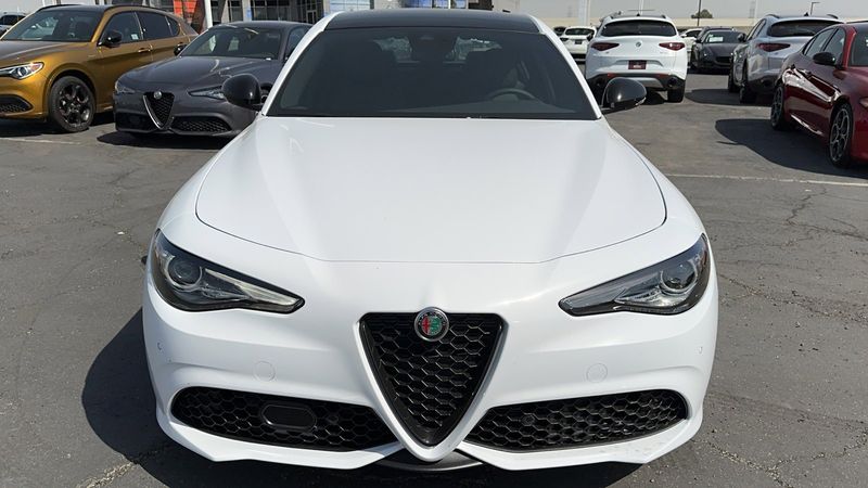 2023 Alfa Romeo Giulia Veloce RwdImage 9