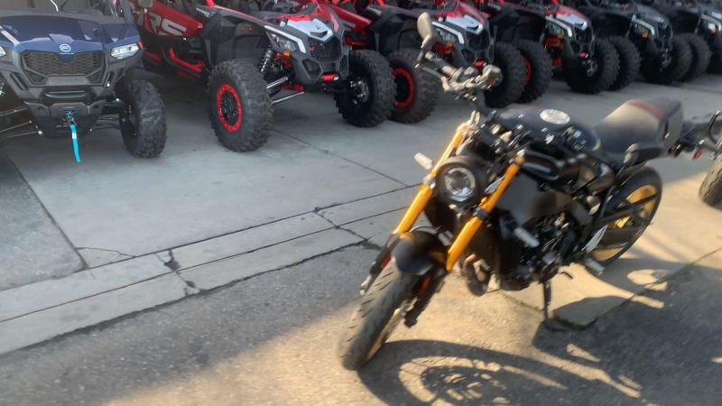 Used 2024 Yamaha XSR900 CA Image 4