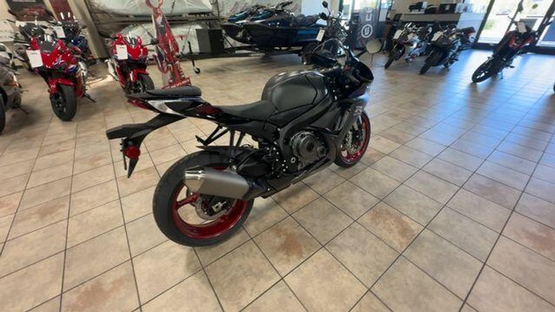 New 2026 Suzuki GSX-R600 Image 4