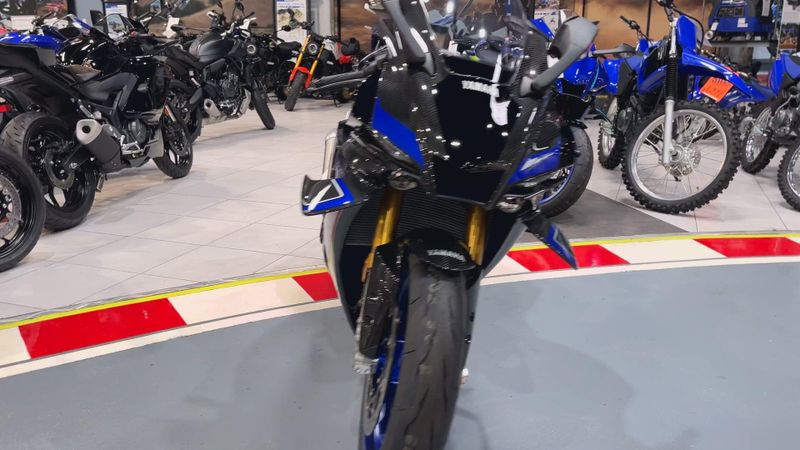 New 2026 Yamaha YZF-R1M Image 7