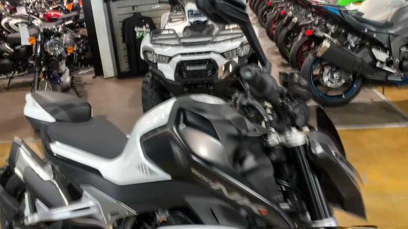 New 2024 CFMOTO 800NK-DEMO Image 9