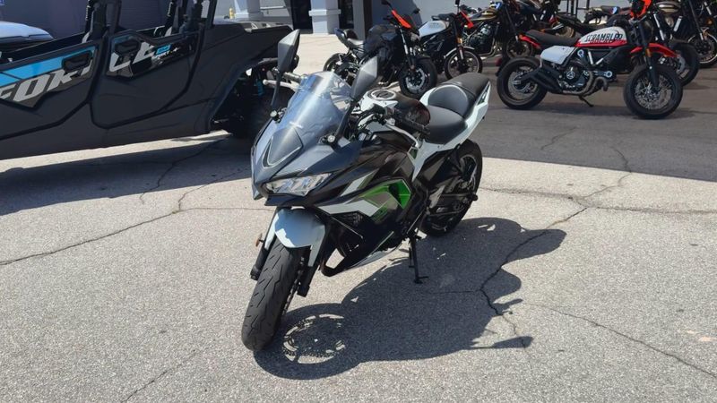 Used 2022 Kawasaki NINJA 650 ABS Image 8