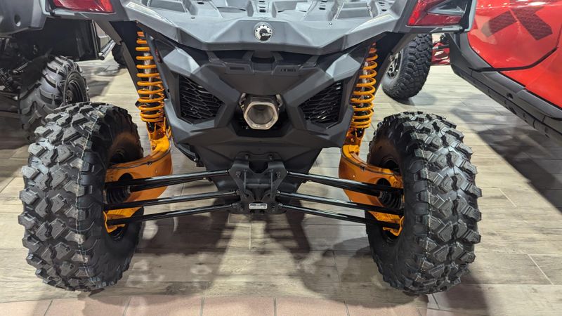 2025 Can-Am MAVERICK X3 DS TURBO RR SCANDI BLUE AND ORANGE CRUSHImage 11