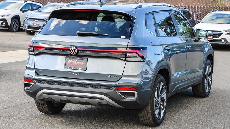 2025 Volkswagen Taos 1.5T SEImage 4