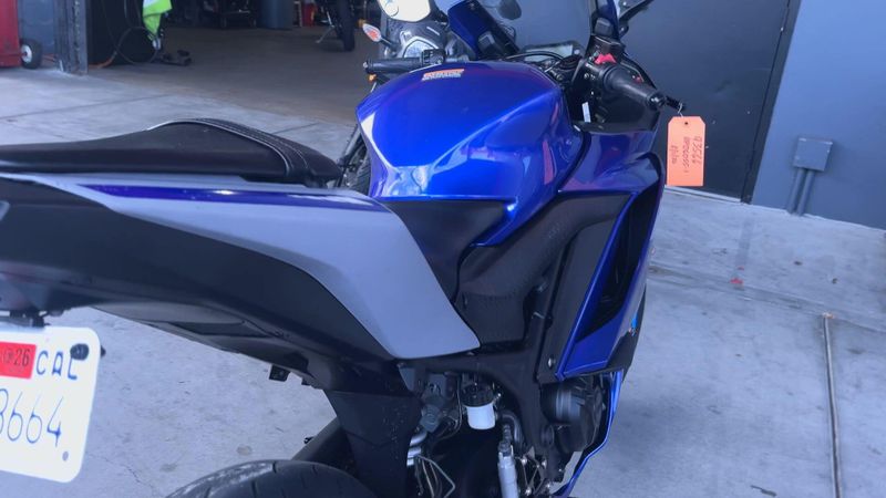 Used 2021 Yamaha YZF-R3 ABS Image 3