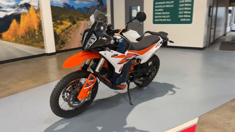 2023 KTM 890 Adventure R 890 R Image 8