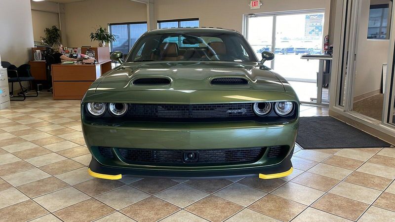 2023 Dodge Challenger SRT8 Hellcat photo 2