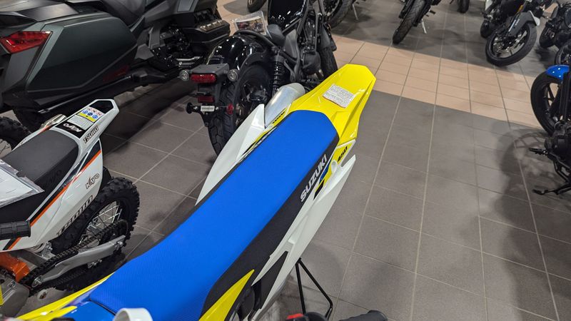 2025 Suzuki RMZ 450 Image 12