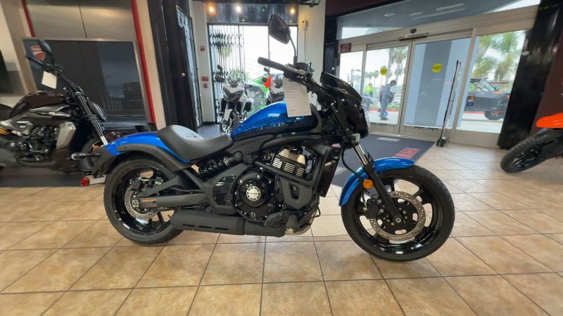 New 2026 Kawasaki VULCAN S CAFE ABS Image 9