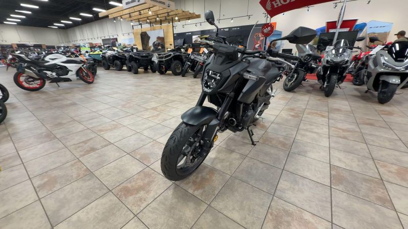 New 2025 Honda CB500F ABS Image 4