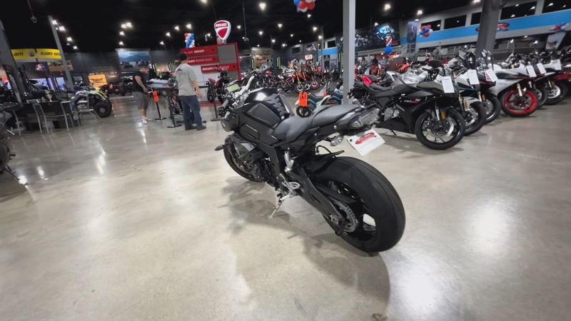 2019 Yamaha MT-10 Image 6