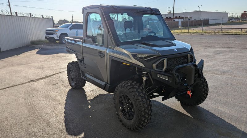 2025 Polaris RANGER CREW XD 1500 NORTHSTAR EDITION ULTIMATE TITANIUM METALLIC GLOSSImage 4