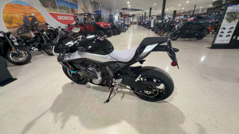New 2026 CFMOTO 675SS Image 5