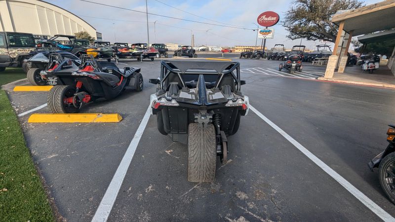 2024 Polaris SLINGSHOT SLR MANUALImage 6