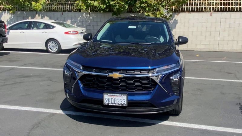 Used 2024 Chevrolet Trax LSImage 4