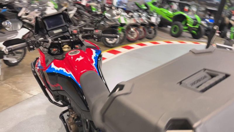 Used 2024 Honda AFRICA TWIN DCT Image 2