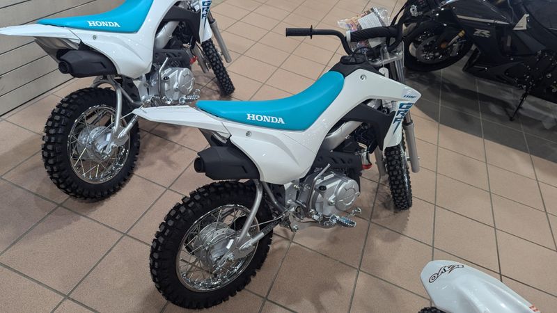 2025 Honda CRF 110FImage 5