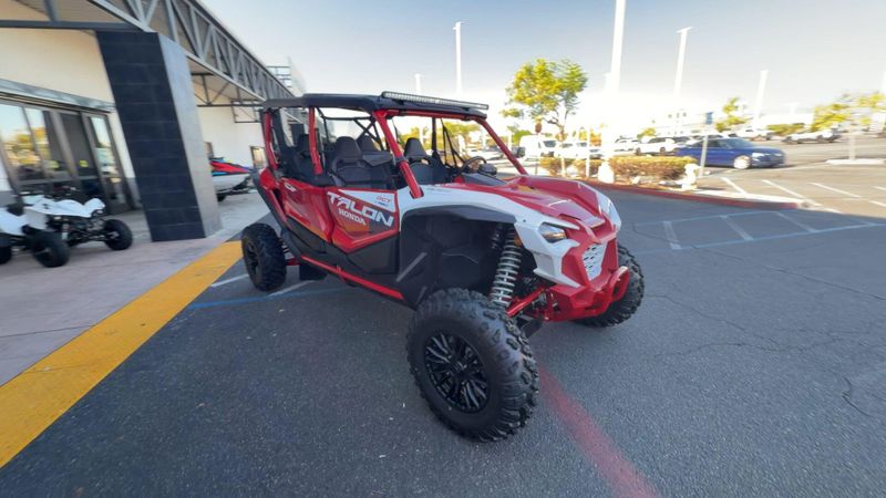 New 2026 Honda TALON1000R4 FOX LIVEVALVE Image 3