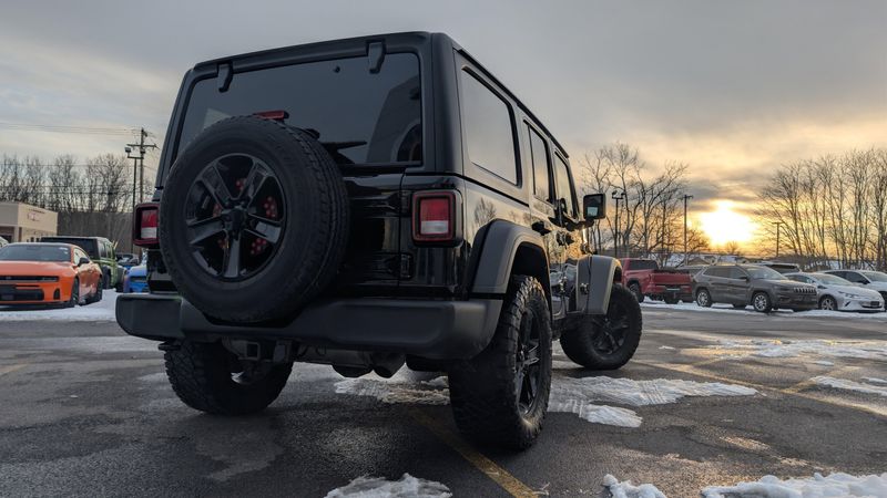 Used 2021 Jeep Wrangler Unlimited Sport AltitudeImage 5