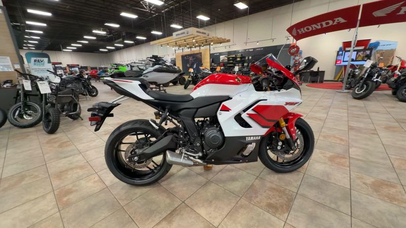 New 2026 Yamaha YZF-R7 70TH ANNIVERSARY EDITION Image 2