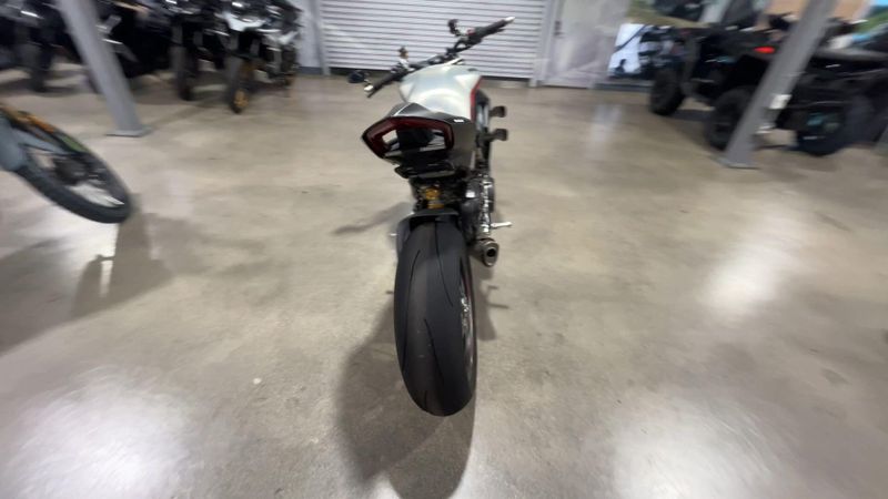 Used 2022 Ducati STREETFIGHTER V4 SP Image 7