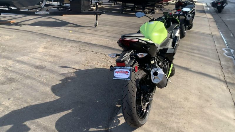 New 2026 Kawasaki NINJA 500 SE ABS Image 8