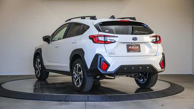 2025 Subaru Crosstrek PremiumImage 2