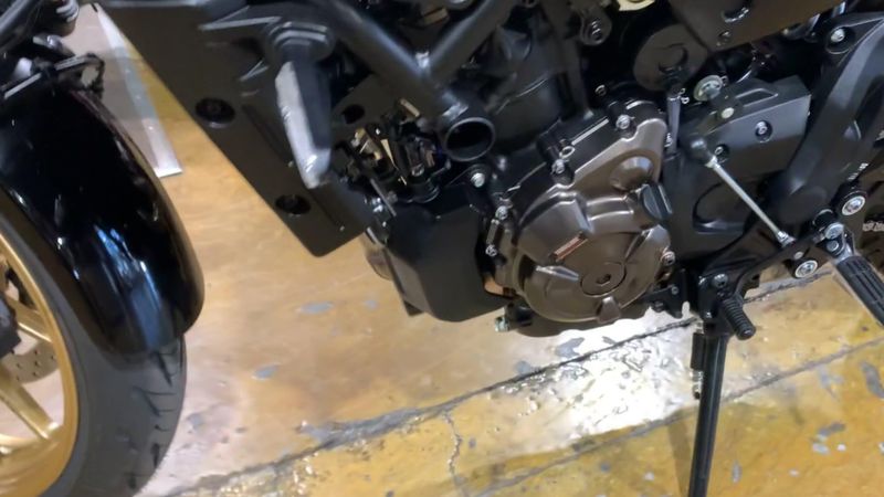 New 2025 Yamaha XSR700 Image 6