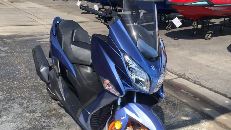 New 2026 Suzuki BURGMAN 400 Image 2