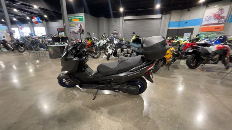 Used 2025 Suzuki BURGMAN 400 Image 6