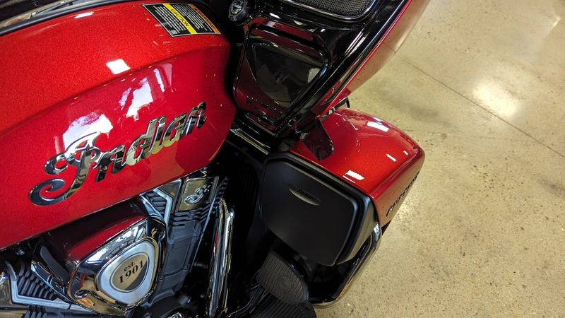 2024 INDIAN MOTORCYCLE PURSUIT LTD AUD SUNSET RED METALLIC  49ST Limited with PowerBand Audio PackageImage 8