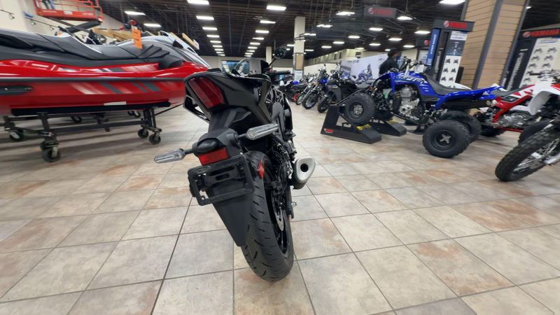 New 2026 Yamaha YZF-R3 ABS Image 8
