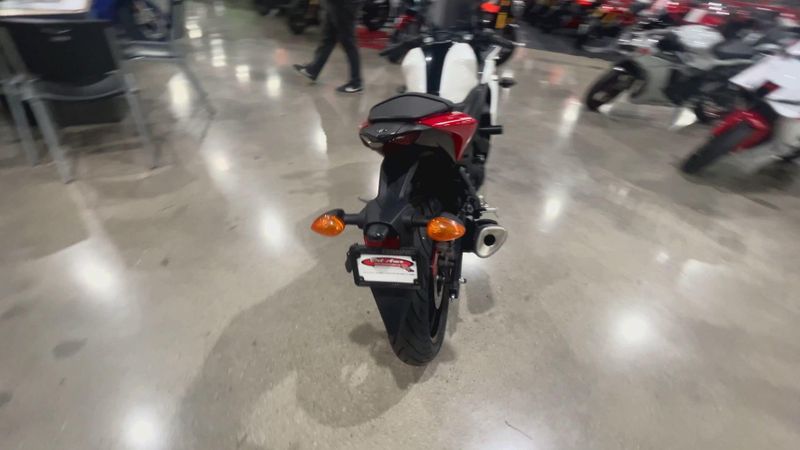 Used 2016 Yamaha YZF R3 Image 3
