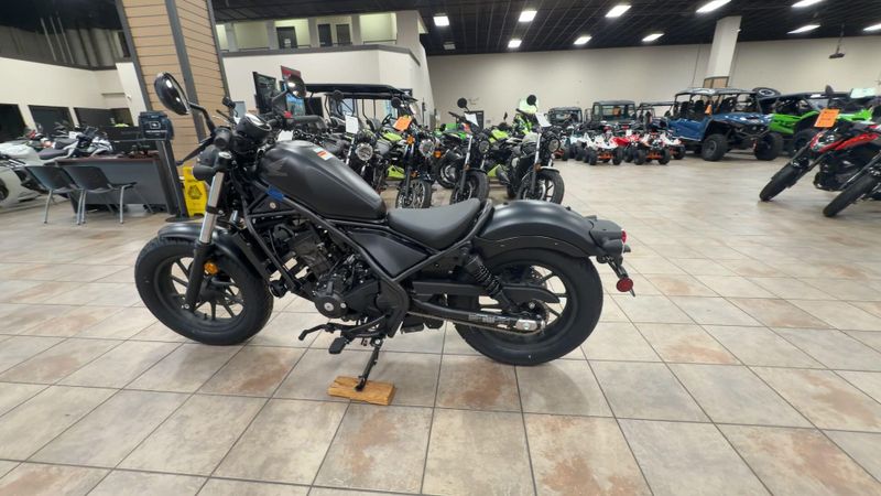 New 2026 Honda REBEL 300 E-CLUTCH Image 6