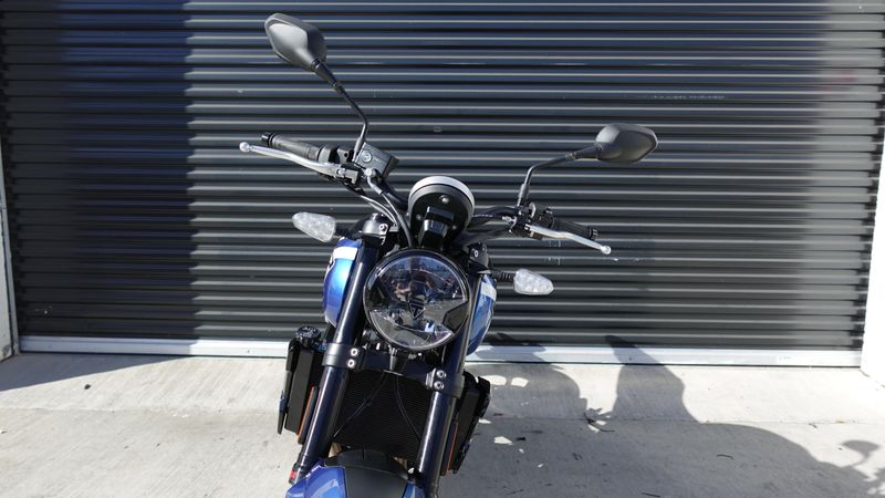 New 2025 Triumph Trident 660 