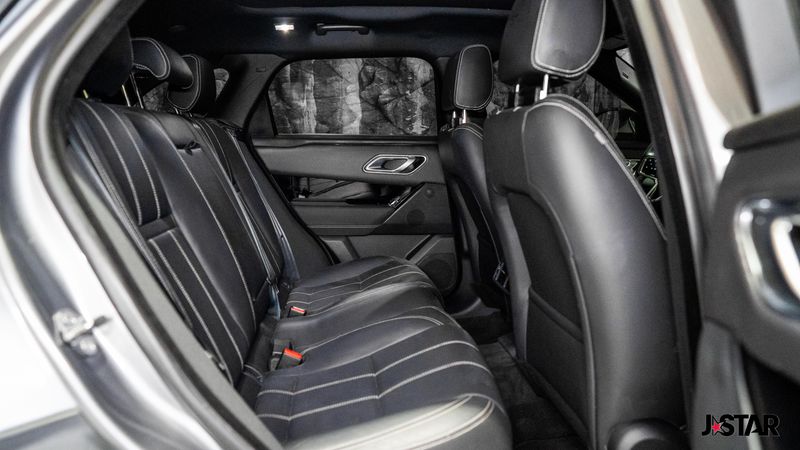 2023 Land Rover Range Rover Velar R-Dynamic S photo 18