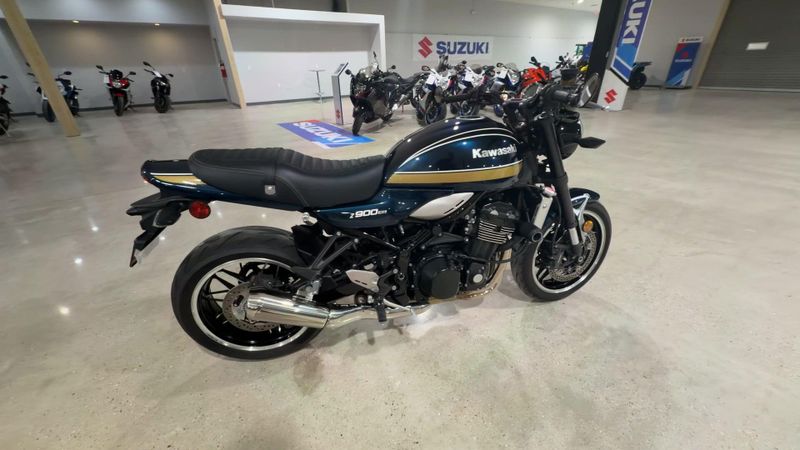Used 2022 Kawasaki Z900RS ABS Image 9