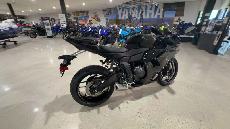 New 2026 Yamaha YZF-R7 Image 4