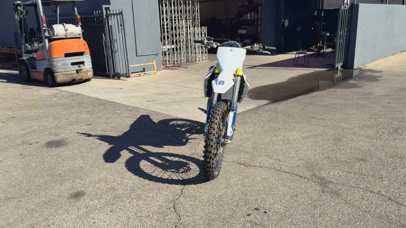 Used 2022 Husqvarna FC450 Image 3