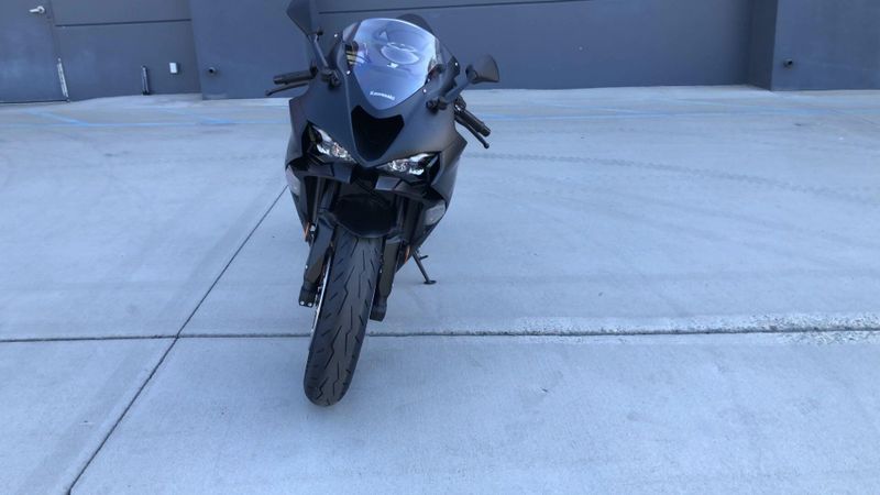 New 2027 Kawasaki NINJA ZX-6R Image 7