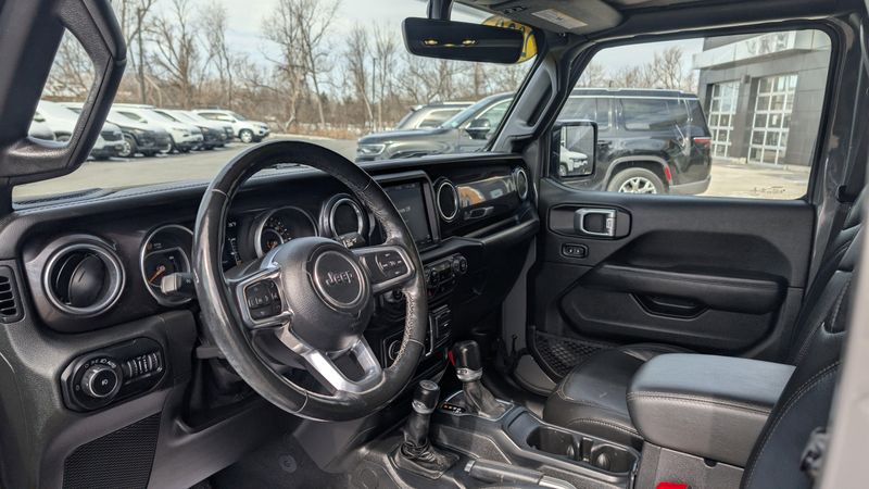 Used 2020 Jeep Wrangler Unlimited Sahara AltitudeImage 19