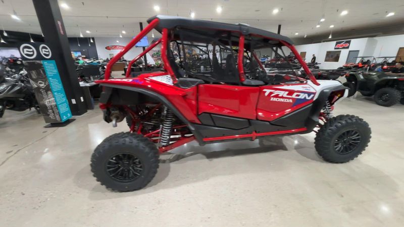 New 2026 Honda TALON1000R4 FOX LIVEVALVE Image 6