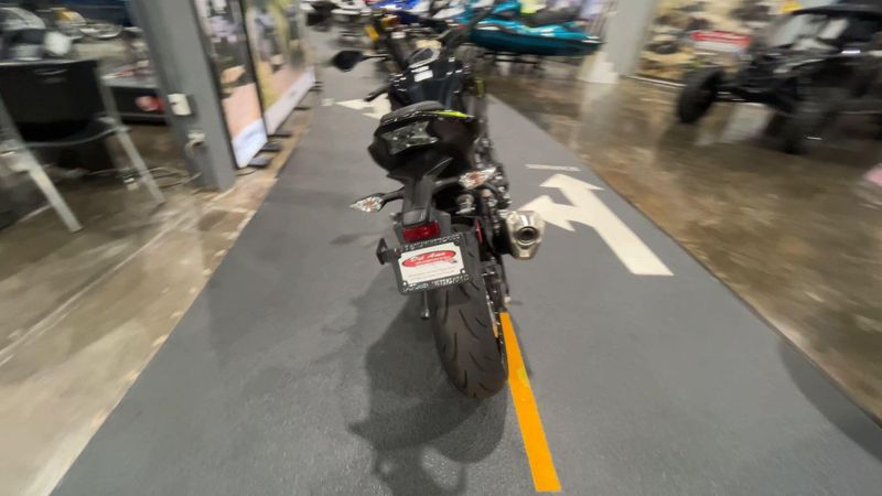 Used 2024 Kawasaki Z900 ABS Image 7